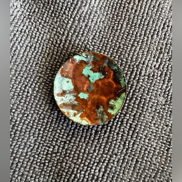 Handmade oxidized copper disc pendant or finding - Picture 2 of 5